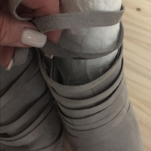 TC silver grey strappy booties - Picture 2 of 9